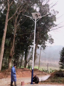 洛南雙頭太陽(yáng)能路燈